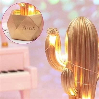 Led Işıklı Sevimli Kaktüs Dekoratif Masa Lambası Mini Biblo Gece Lambası-gold ( Lisinya )