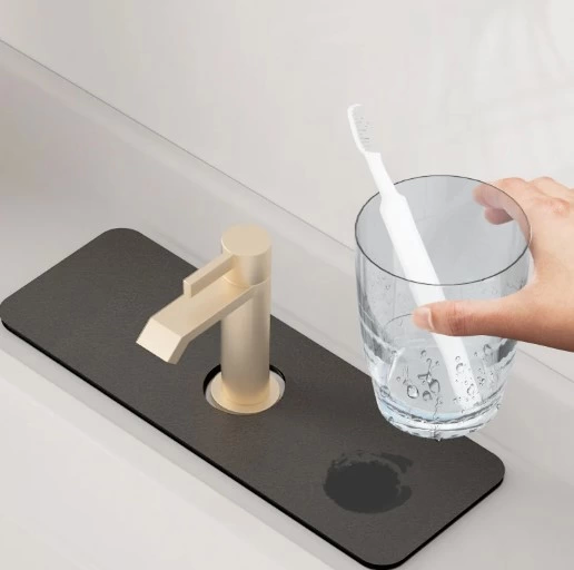 Pratik Su Emici Sihirli Lavabo Kenar Matı 38x13cm ( Lisinya )