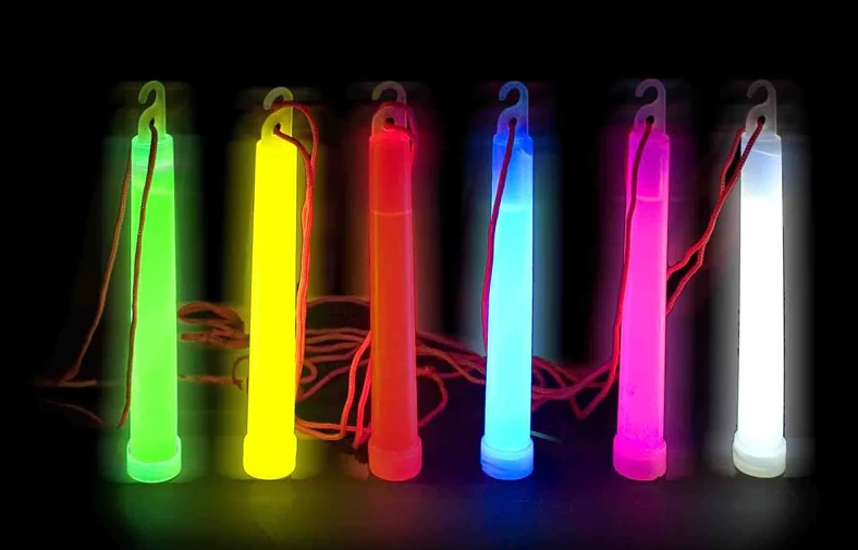 Karanlıkta Yanan Asılabilir İp Aparatlı Glow Stick Kolye Glow Stick Lamba 6 Adet 6 Renk 15 Cm - Lisinya