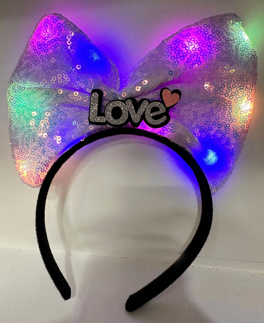 Led Işıklı 3 Farklı Fonksiyonda Yanan Gümüş Love Yazılı Lila Fiyonk Taç 20x17 Cm - Lisinya